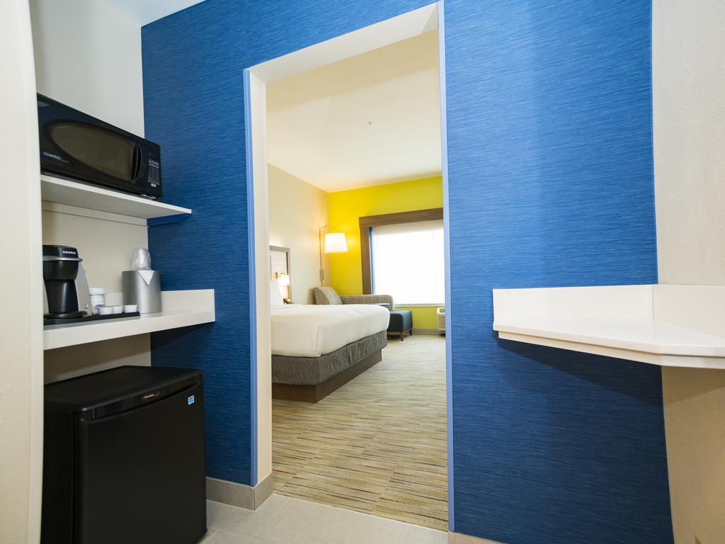 Holiday Inn Express & Suites - Southaven Central - Memphis By Ihg Chambre photo